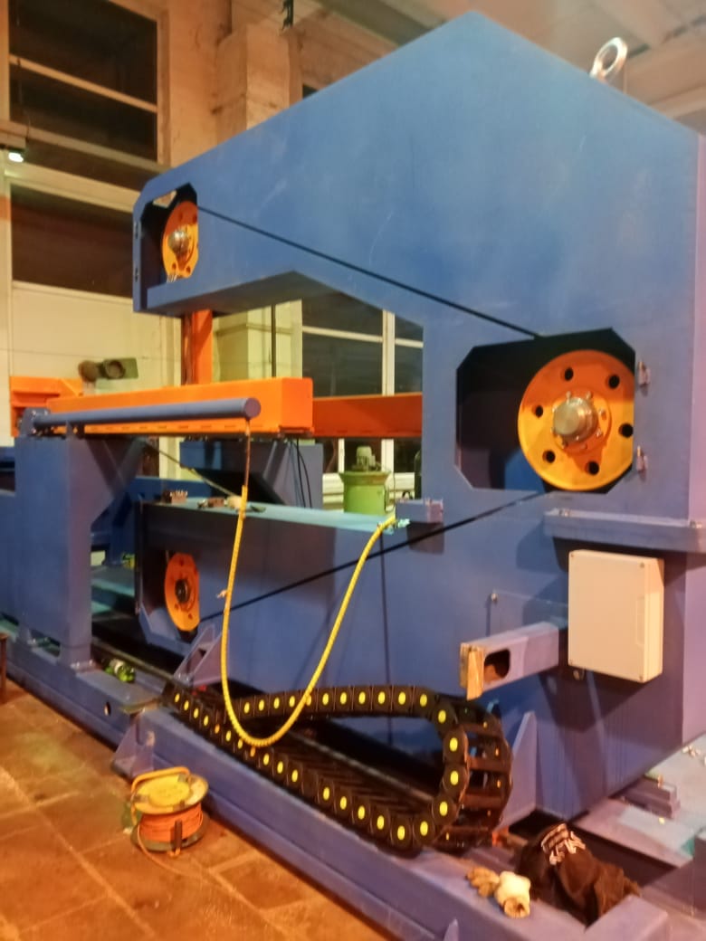 Ленточнопильный станок HDS-1000TC
