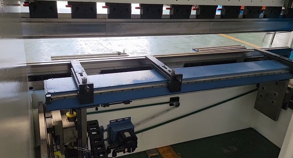 Листогибочный пресс с ЧПУ PROForm МТ-15 Series