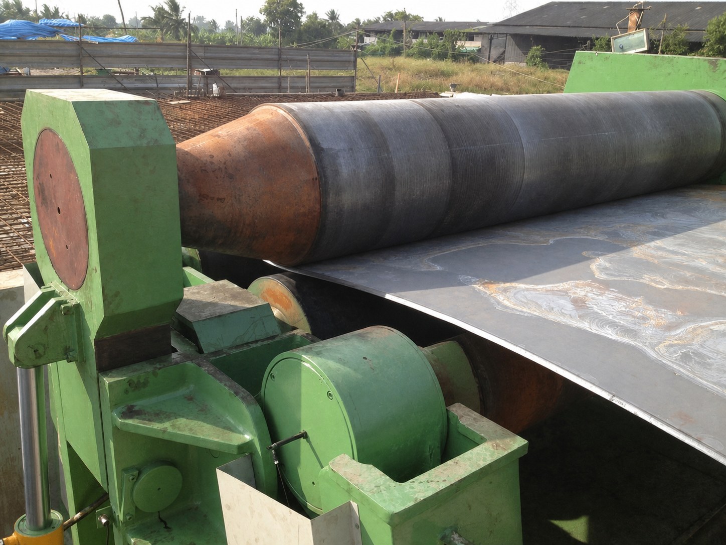 Четырёхвалковые вальцы ROLL W12-25×2000 тяжёлого исполнения